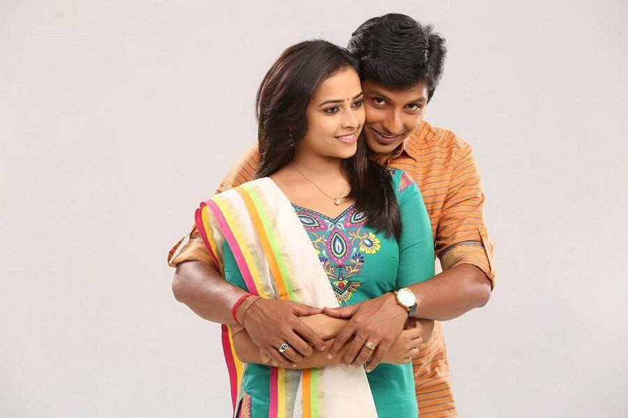 Sangili Bungili Kadhava Thorae Tamil Movie Stills