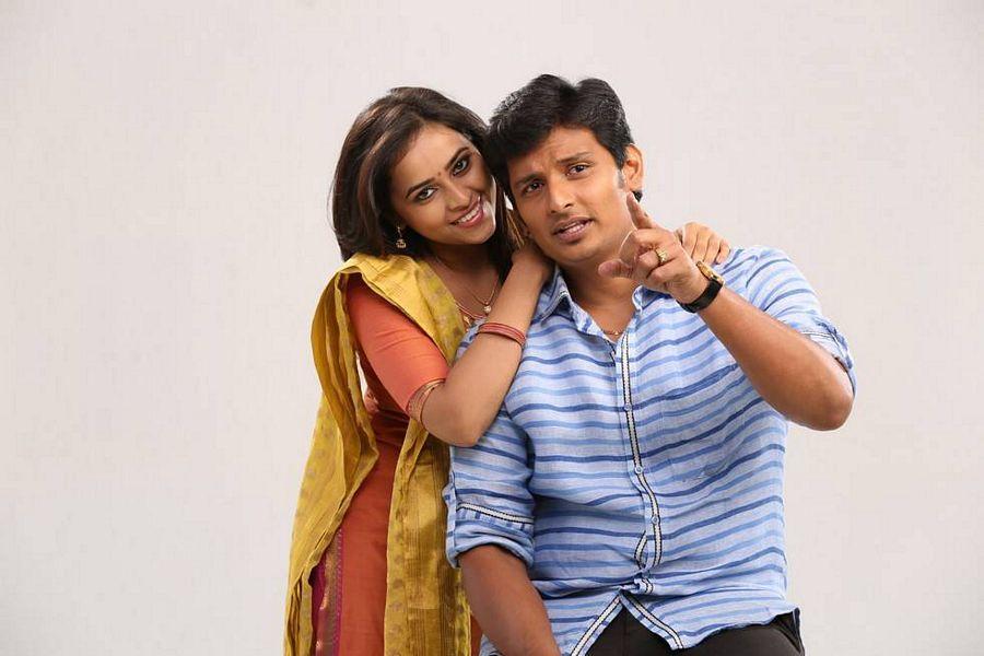 Sangili Bungili Kadhava Thorae Tamil Movie Stills