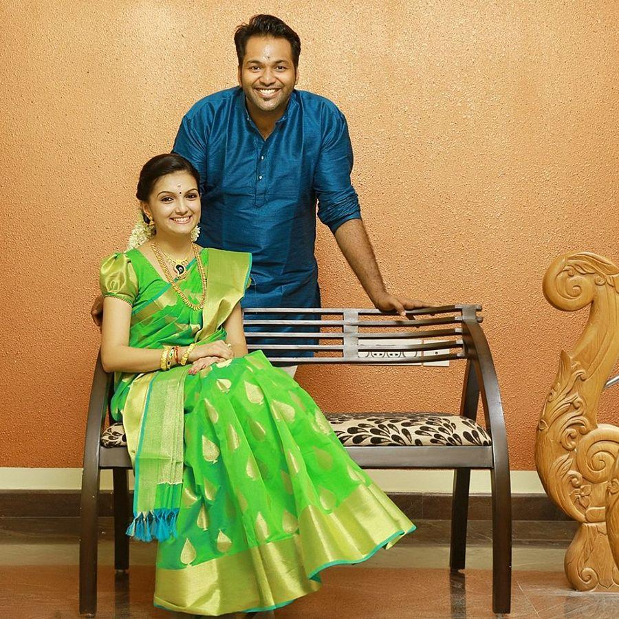 Saranya Mohan Rare & Unseen Photos with Family
