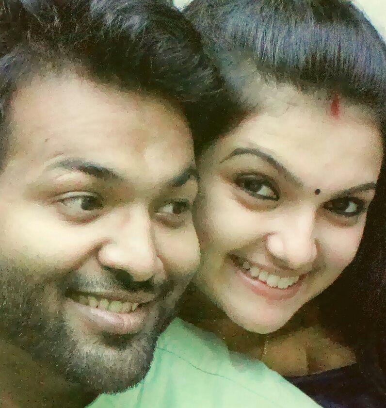 Saranya Mohan Rare & Unseen Photos with Family