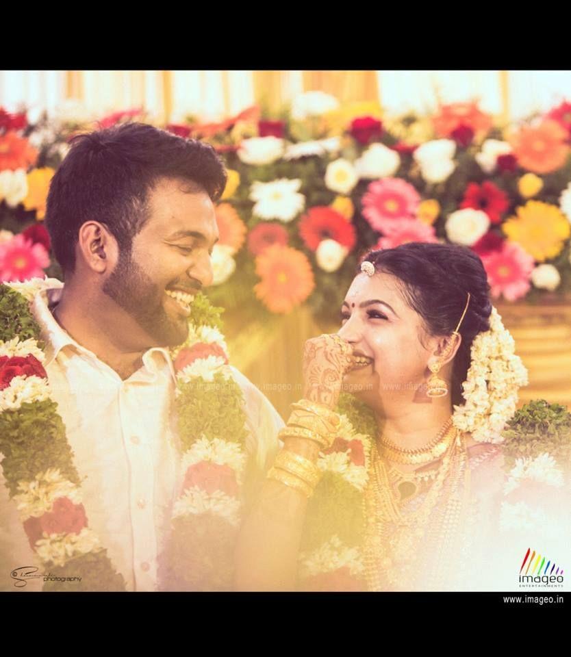 Saranya Mohan Rare & Unseen Photos with Family