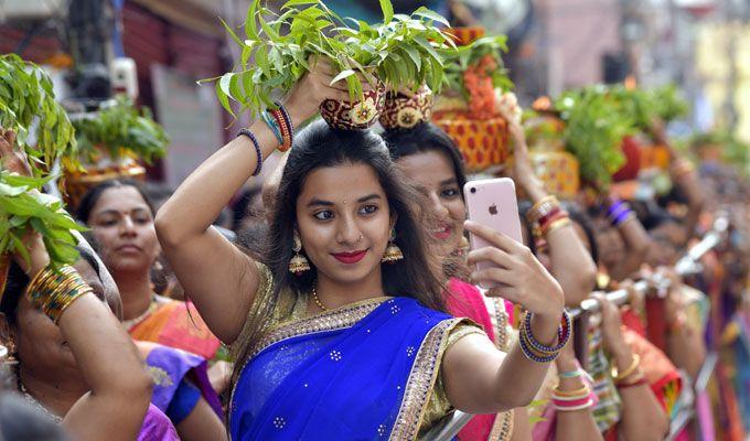 Secunderabad Ujjaini Mahankali Bonalu Celebration Photos