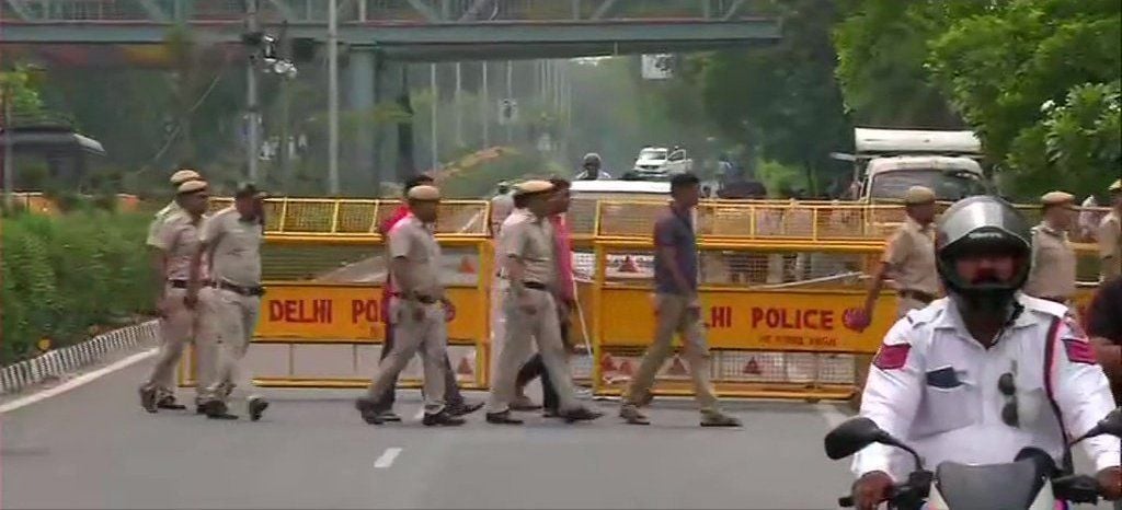 Security Tightened in BJP HQ in Delhi after they lead by 295 Seats