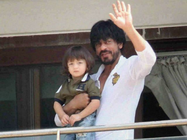 Shah Rukh Khan Little Son AbRam Kha Photos
