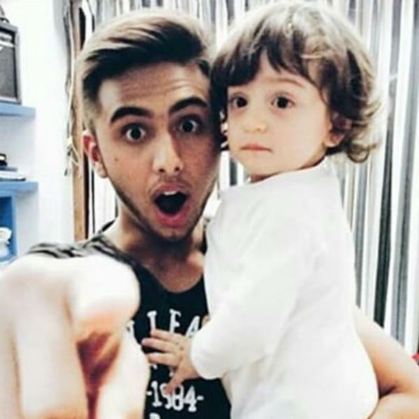 Shah Rukh Khan Little Son AbRam Kha Photos