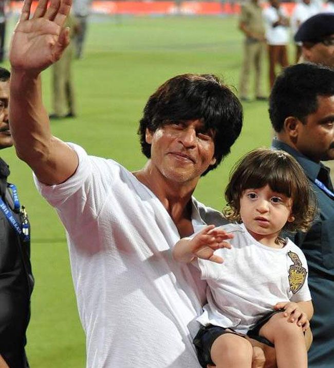 Shah Rukh Khan Little Son AbRam Kha Photos
