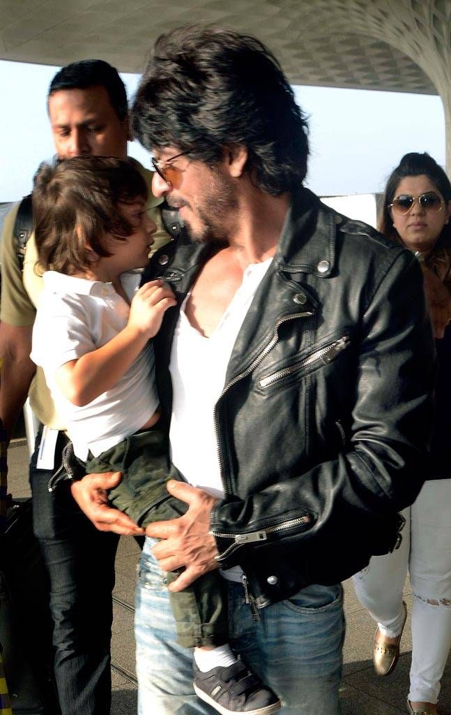Shah Rukh Khan Little Son AbRam Kha Photos