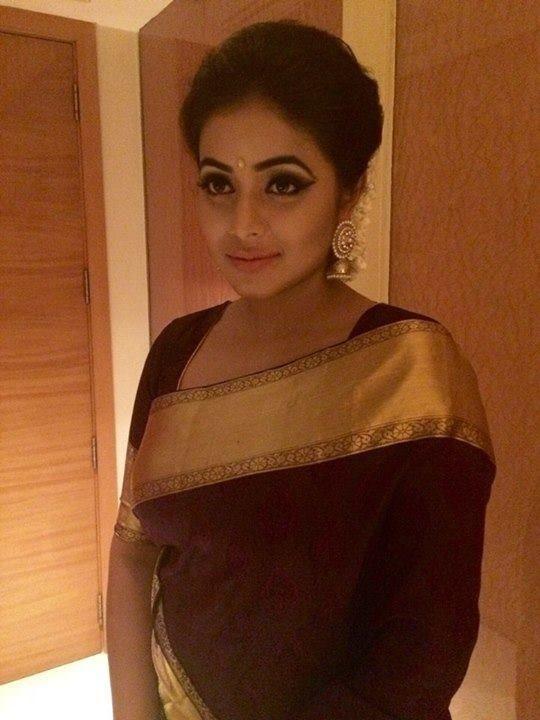 Shamna Kasim Aka Poorna Rare & Unseen Photos