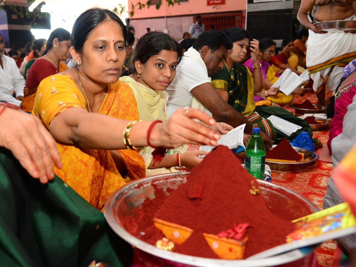 Sharad Navaratri 2017: Lalitha Tripura Sundari at Indrakiladri Temple