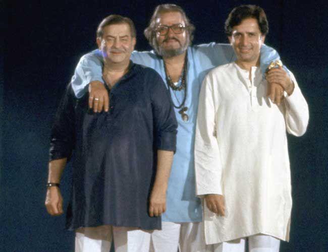 Shashi Kapoor Passes Away: These Unseen Pictures Of The Legendary Actor