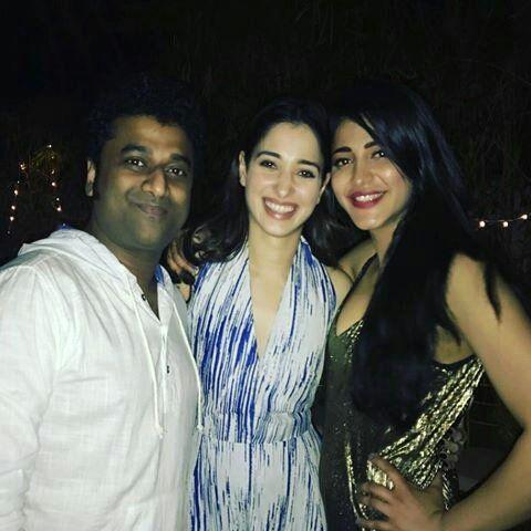 Shruti Haasan Birthday Celebrations Photos
