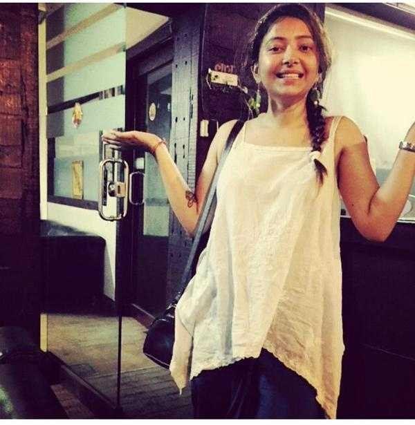 Shweta Basu Prasad Never Seen Leaked Photos Collections!