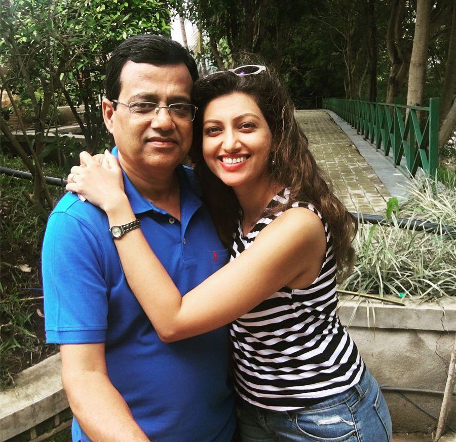 Side Actress Hamsa Nandini Never Seen Private Photos