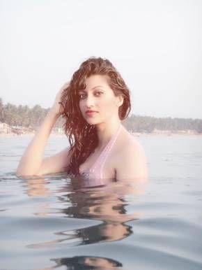 Side Actress Hamsa Nandini Never Seen Private Photos