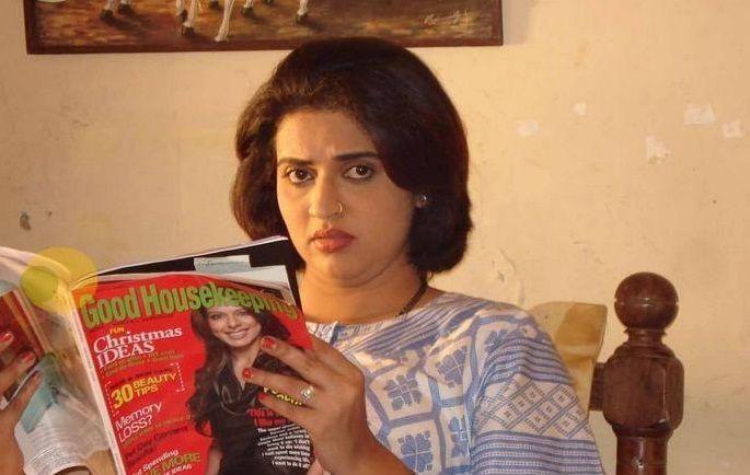 Side Actress Pavithra Lokesh Rare & Personal Photos