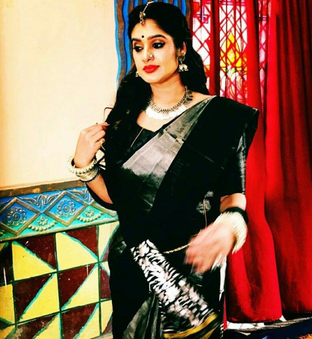 Side Actress Priya Rare Unseen Images