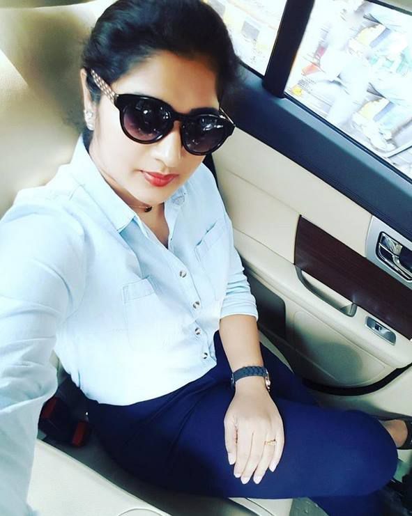 Side Actress Priya Rare Unseen Images