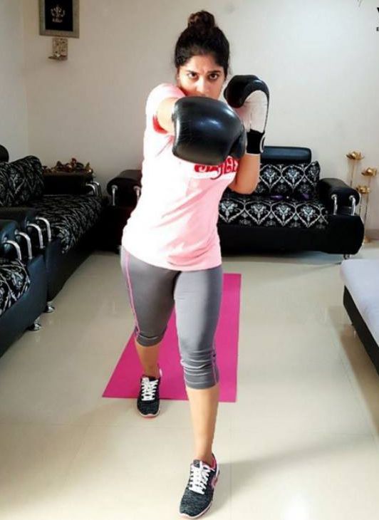 Side Actress Priya Rare Unseen Images