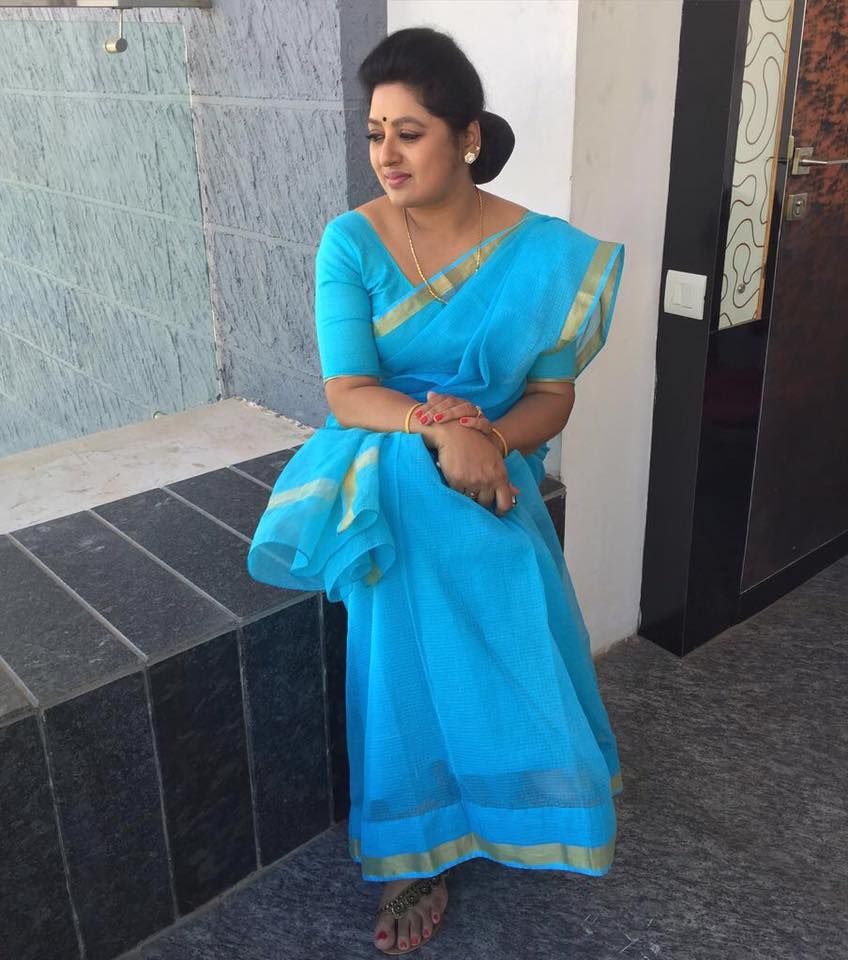 Side Actress Sana Rare and Unseen Pics