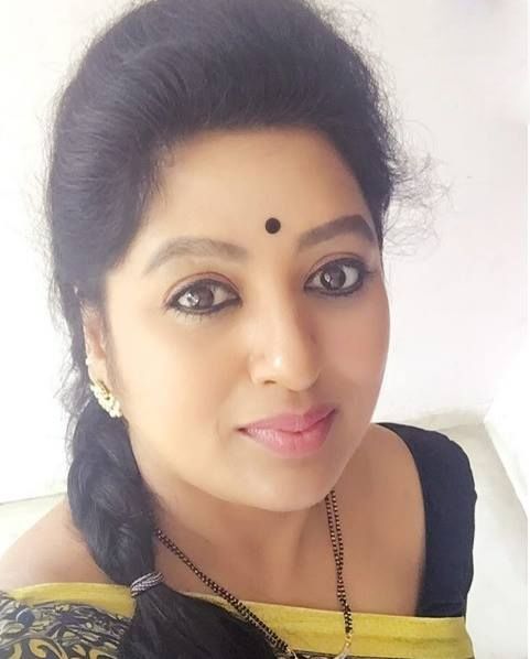 Side Actress Sana Rare and Unseen Pics