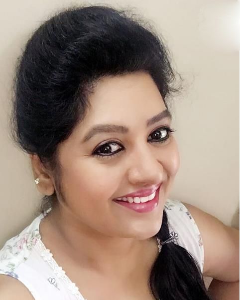 Side Actress Sana Rare and Unseen Pics