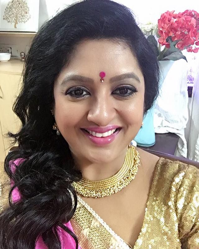 Side Actress Sana Rare and Unseen Pics