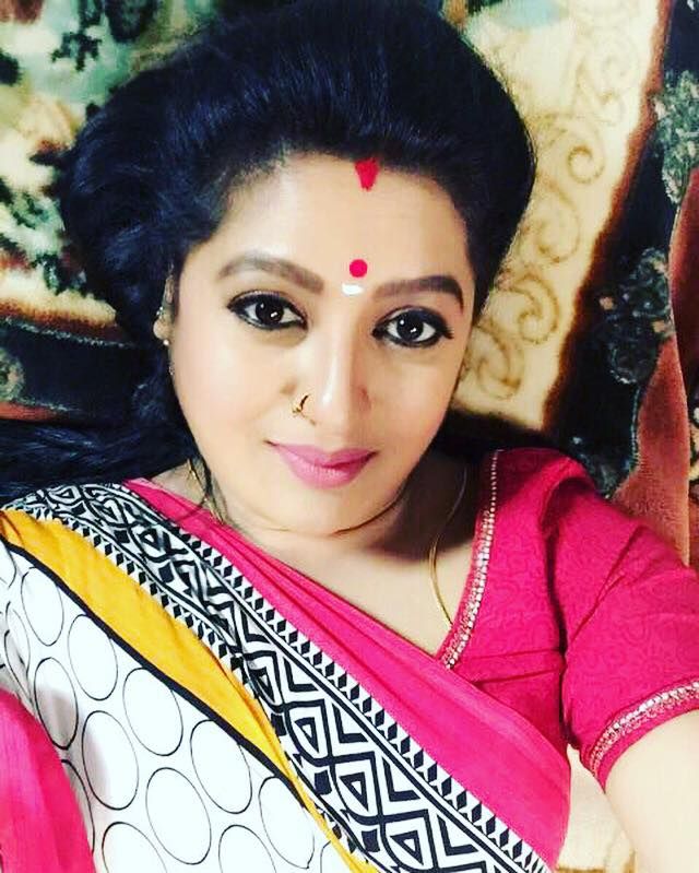 Side Actress Sana Rare and Unseen Pics