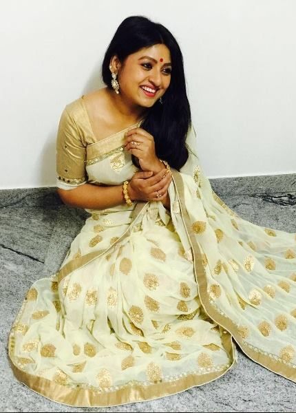 Side Actress Sana Rare and Unseen Pics
