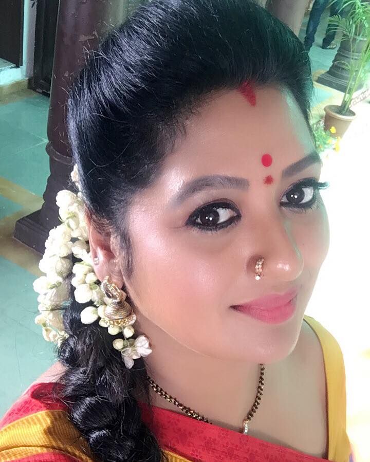 Side Actress Sana Rare and Unseen Pics