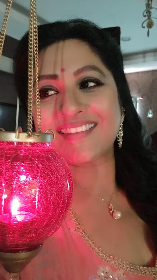 Side Actress Sana Rare and Unseen Pics