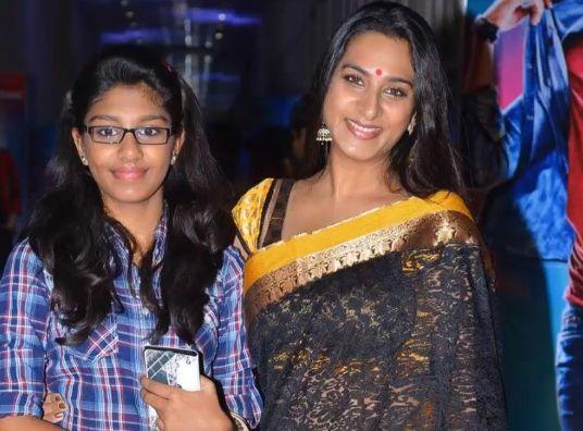 Side Actress Surekha Vani Rare & Unseen Exclusive Hot PHotos