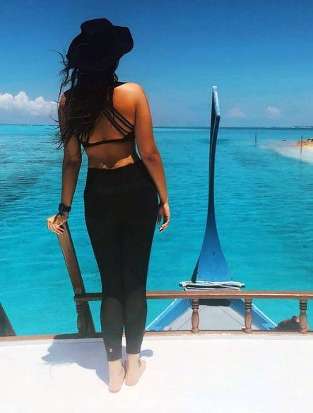 Sizzling Sonakshi Sinha is having a gala time in Maldives See Photos