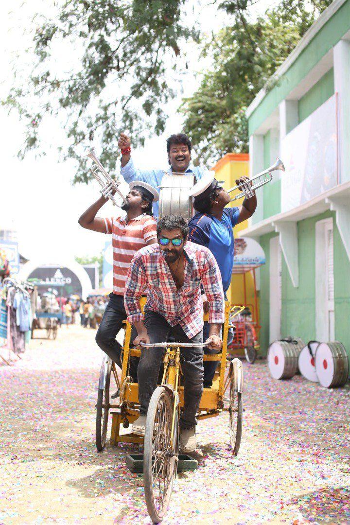 Sketch Tamil Movie Latest Stills