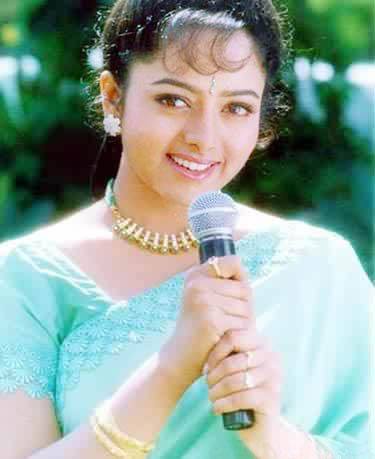 B'day Special: Remembering Versatile Actress Soundarya Rare Unseen Photos