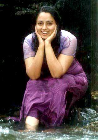 B'day Special: Remembering Versatile Actress Soundarya Rare Unseen Photos