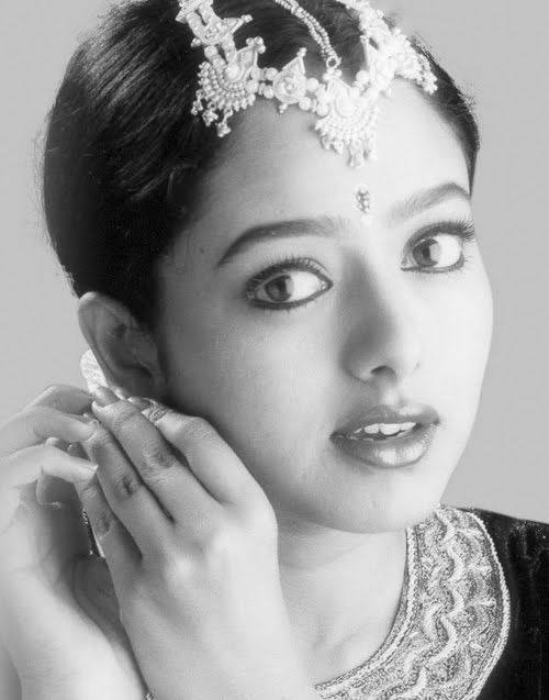 B'day Special: Remembering Versatile Actress Soundarya Rare Unseen Photos
