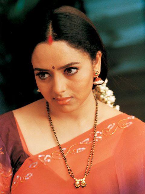 B'day Special: Remembering Versatile Actress Soundarya Rare Unseen Photos