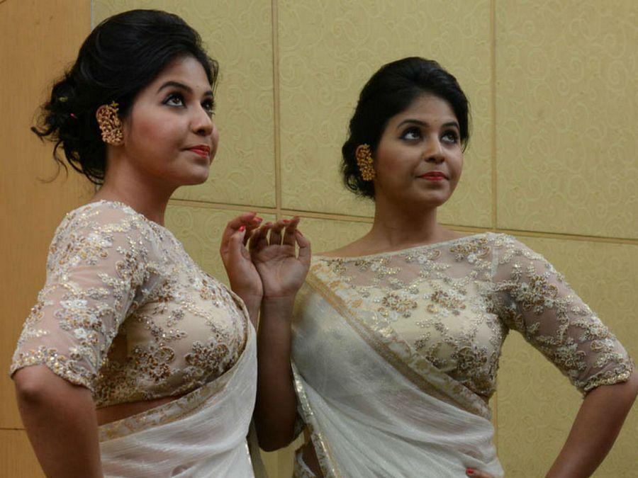 South Indian Actress Anjali Rare & Unseen HOT PHOTOS