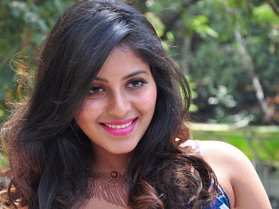 South Indian Actress Anjali Rare & Unseen HOT PHOTOS