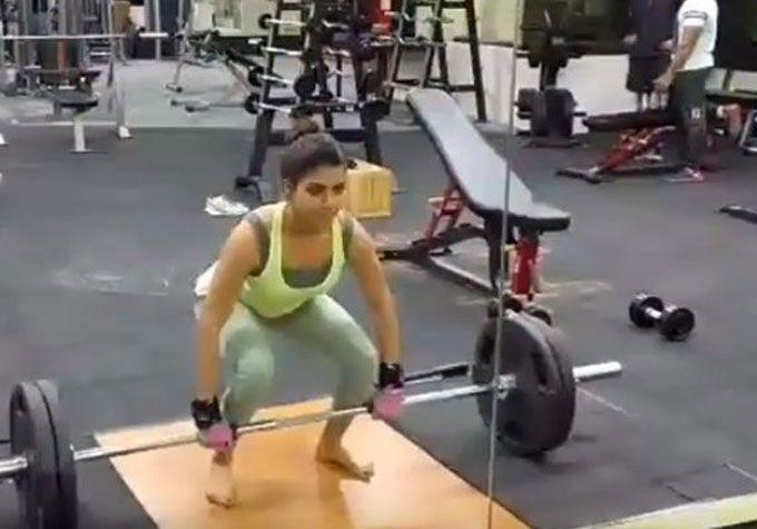 South Indian Actress Stays Fit, Gym Workout UNSEEN Photos