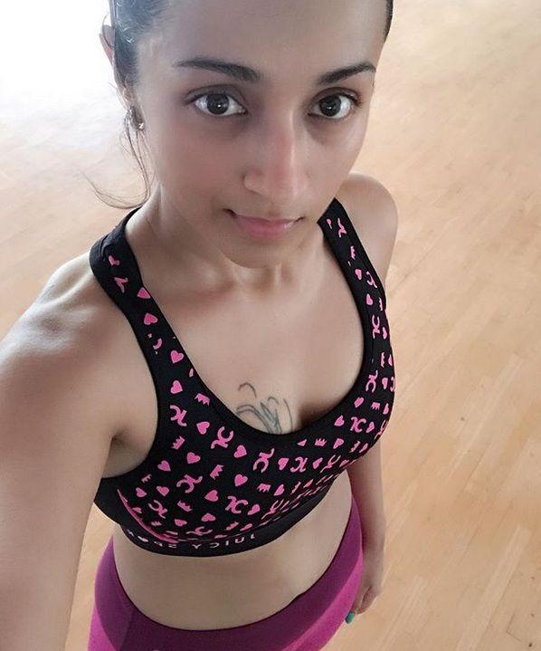 South Indian Actress Stays Fit, Gym Workout UNSEEN Photos