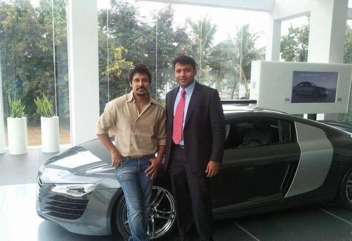 South Indian Celebs Caravan & their Expensive Luxury Cars Photos