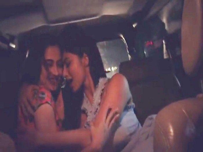 Stunning Rare & Unseen Pictures of Naagin Actress Mouni Roy