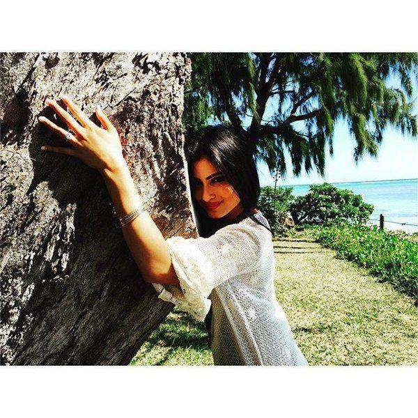 Stunning Rare & Unseen Pictures of Naagin Actress Mouni Roy