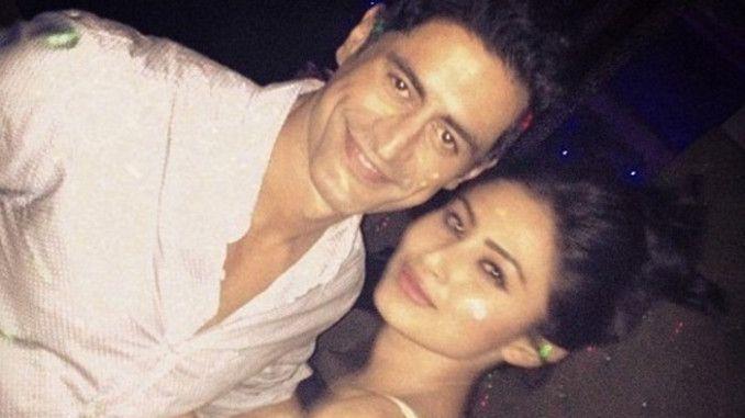 Stunning Rare & Unseen Pictures of Naagin Actress Mouni Roy