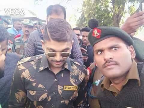 Stylish Star Allu Arjun from the sets of NaaPeruSuryaNaaIlluIndia