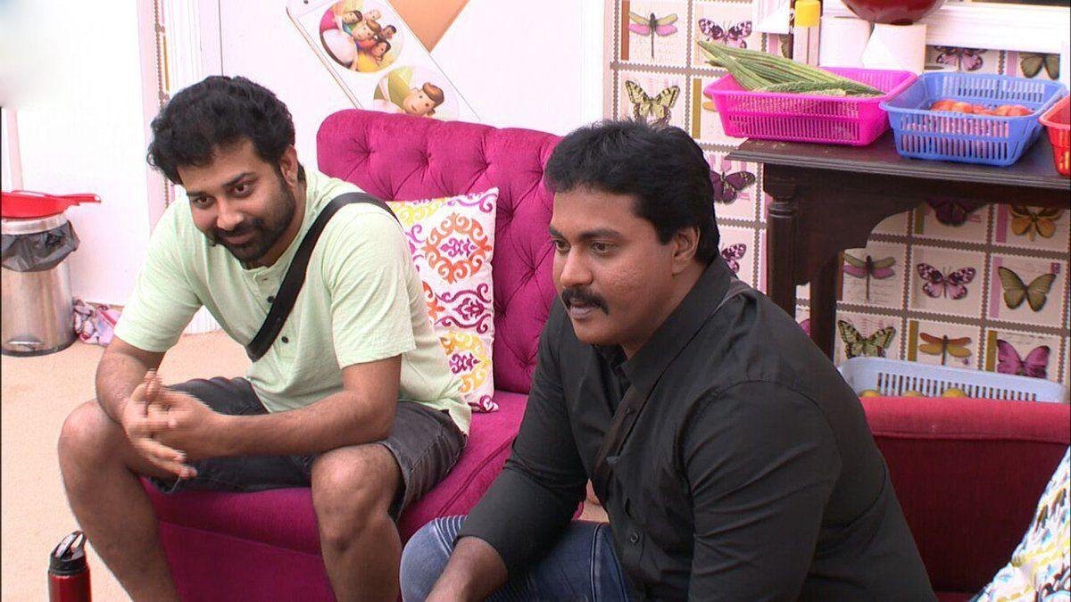 Sunil promotes Ungarala Rambabu in BiggBoss house!