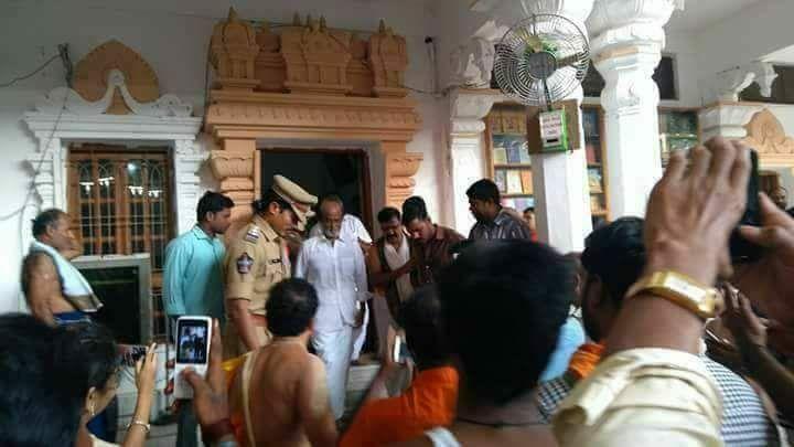 Superstar RajiniKanth Visited Mantralayam Photos