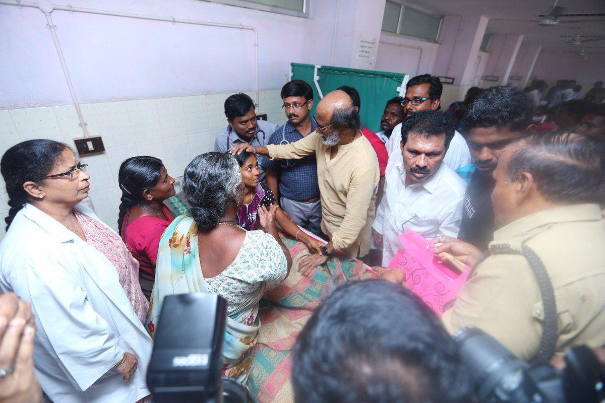 Superstar Rajinikanth Meeting with Thoothukudi People!