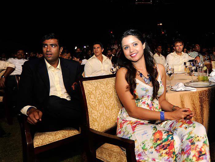 TOP Cricketers with their life Partners